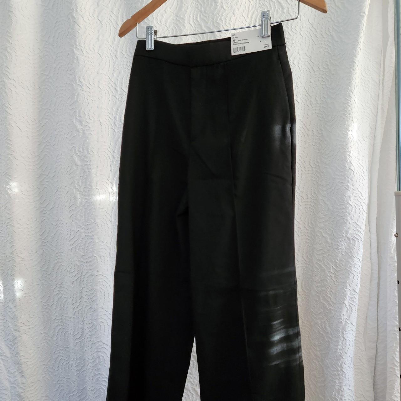 NWT Uniqlo high waisted wide pants XS black SOLD... - Depop