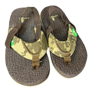 Sanuk camo best sale flip flops