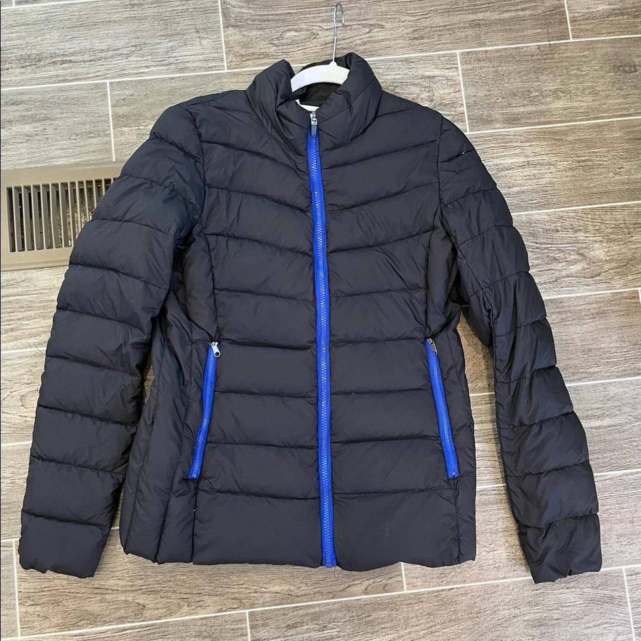 Fabletics Women's Blue and Black Jacket | Depop