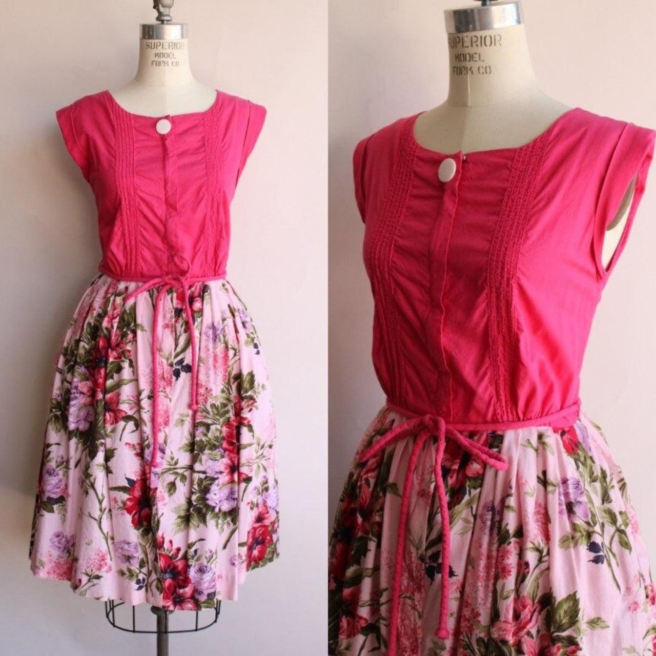 Charming vintage pink floral print dress from the... - Depop