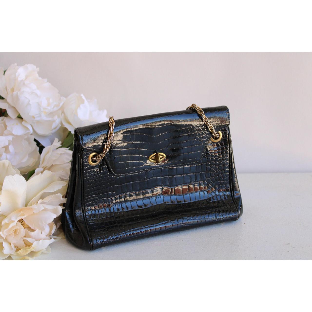 lovely-genuine-black-patent-leather-handbag-by-depop