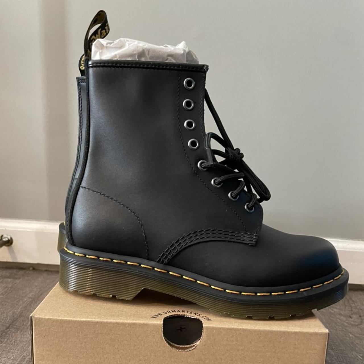 Dr. Martens 1460 WOMEN'S SMOOTH LEATHER LACE UP... - Depop