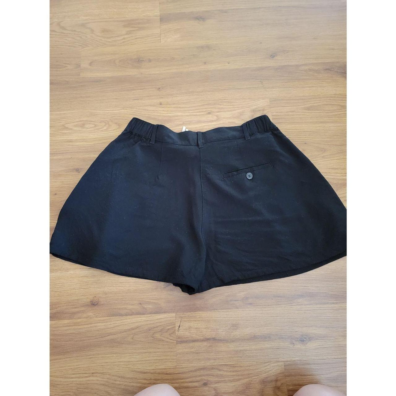Product Image 2 - Kimchi Blue, pleated shorts. Lightweight,