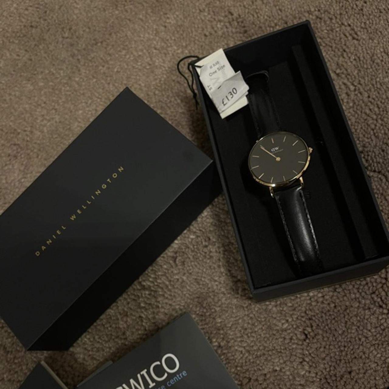 Black Daniel Wellington watch Perfect condition Depop