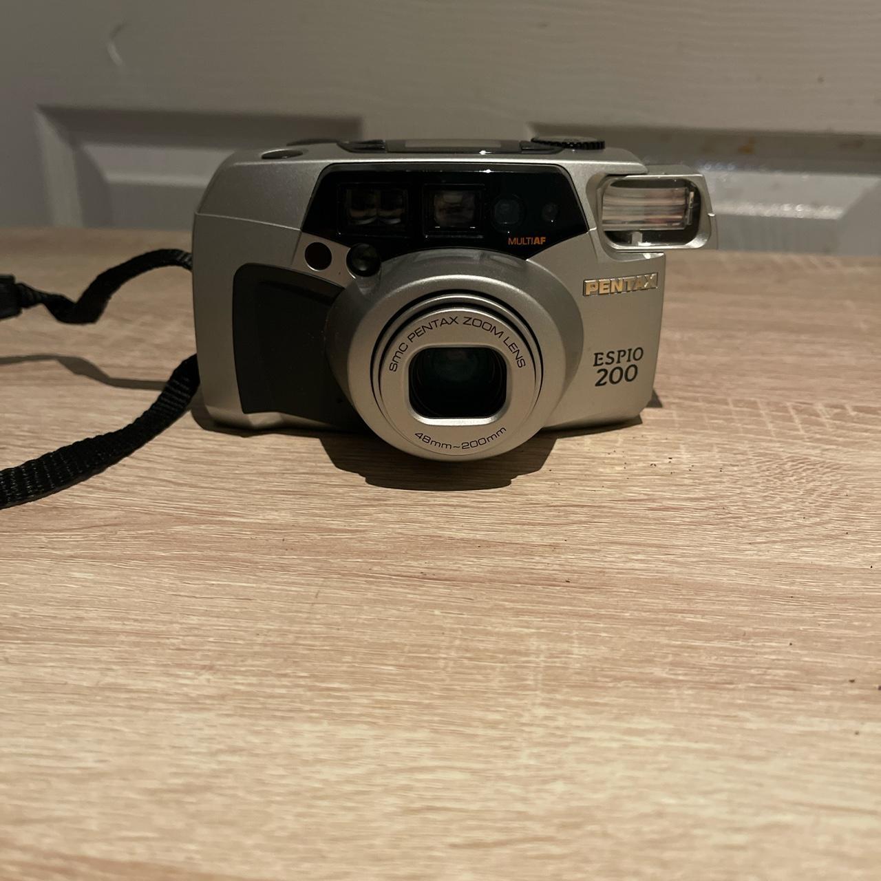 Here is a used PENTAX ESPIO 200 Zoom Point & Shoot... Depop
