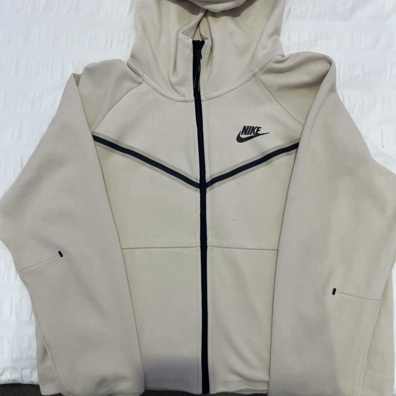 cream nike tech fleece jumper - Depop