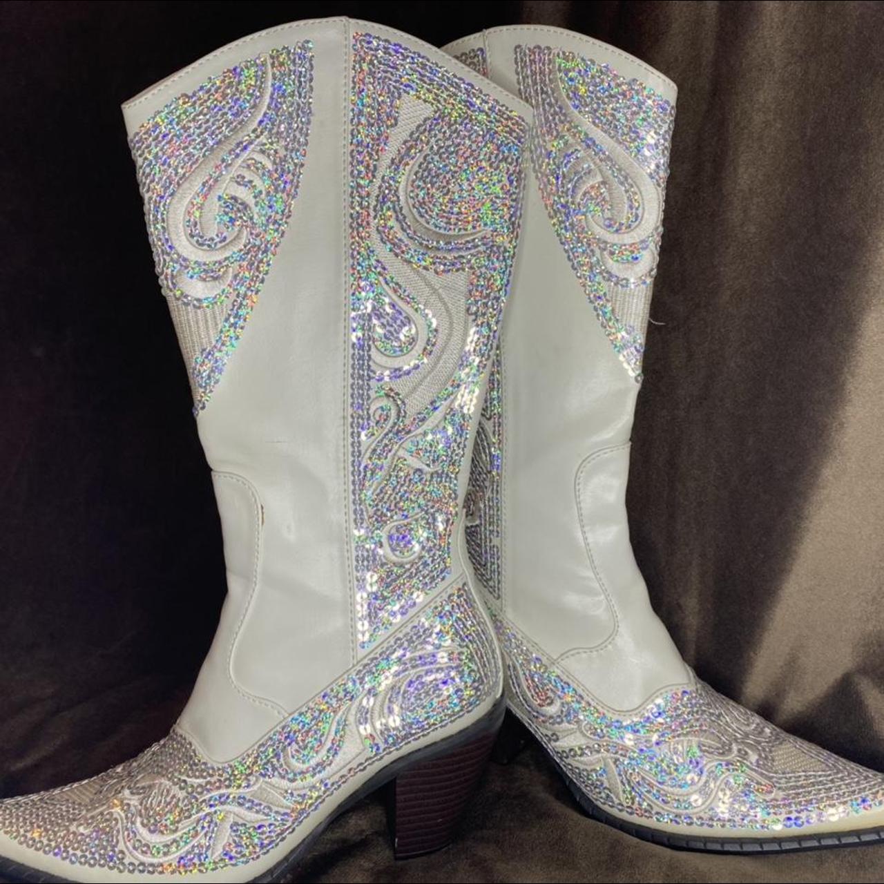 Helens heart size 5 white sequin boots Price can be... - Depop