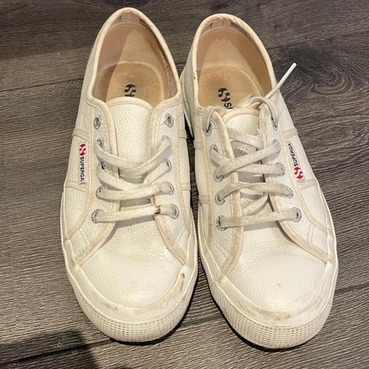 superga size 38