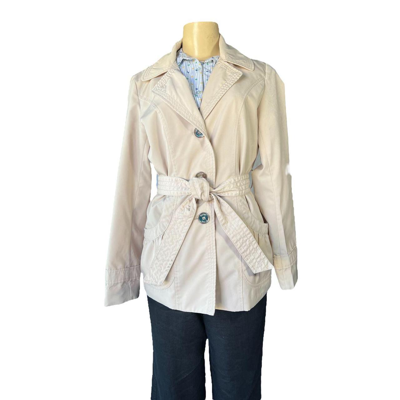 Classic vintage, waterproof, short trench coat by... - Depop