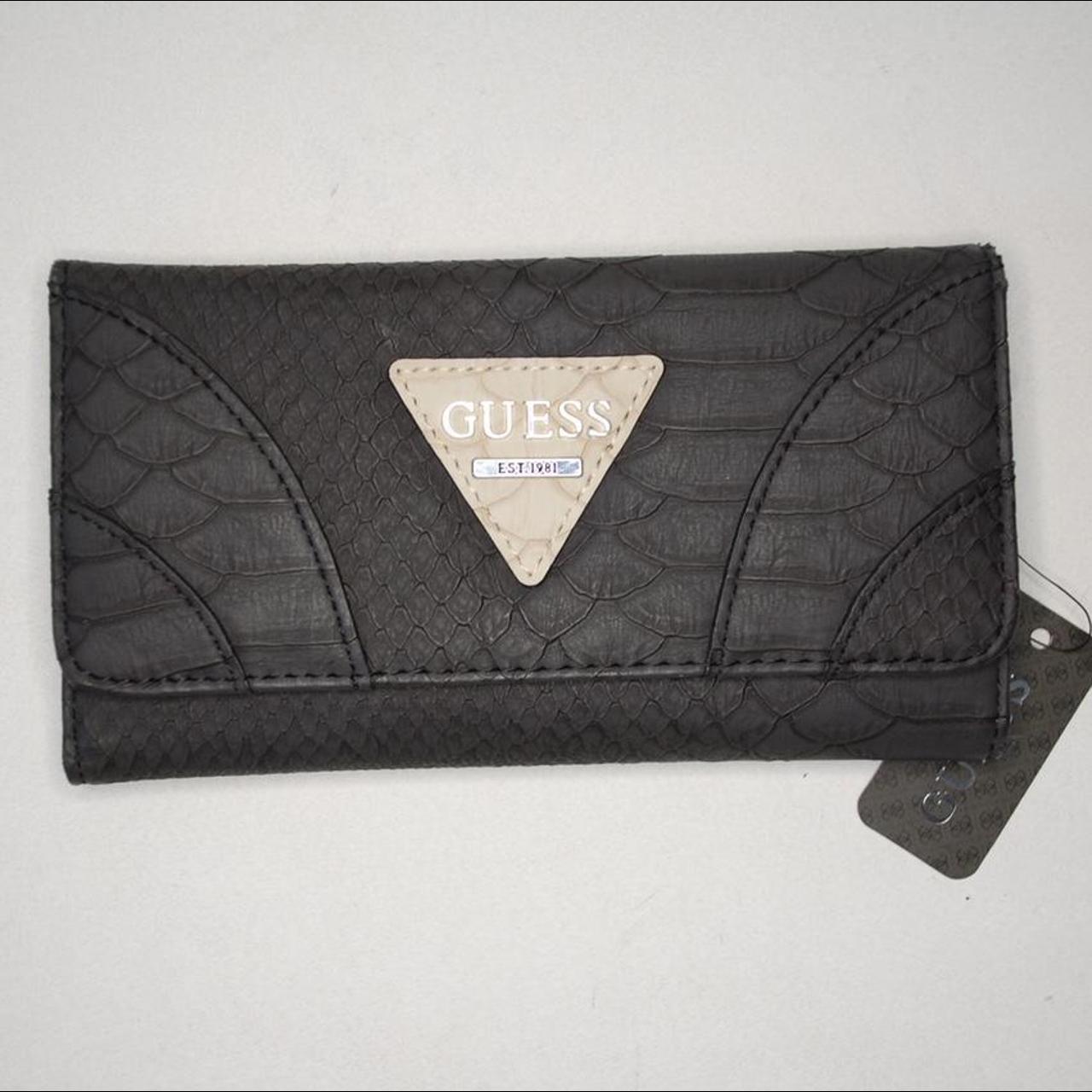 GENUINE GUESS CLUTCH WALLET Perfect For Formal Depop   P0 