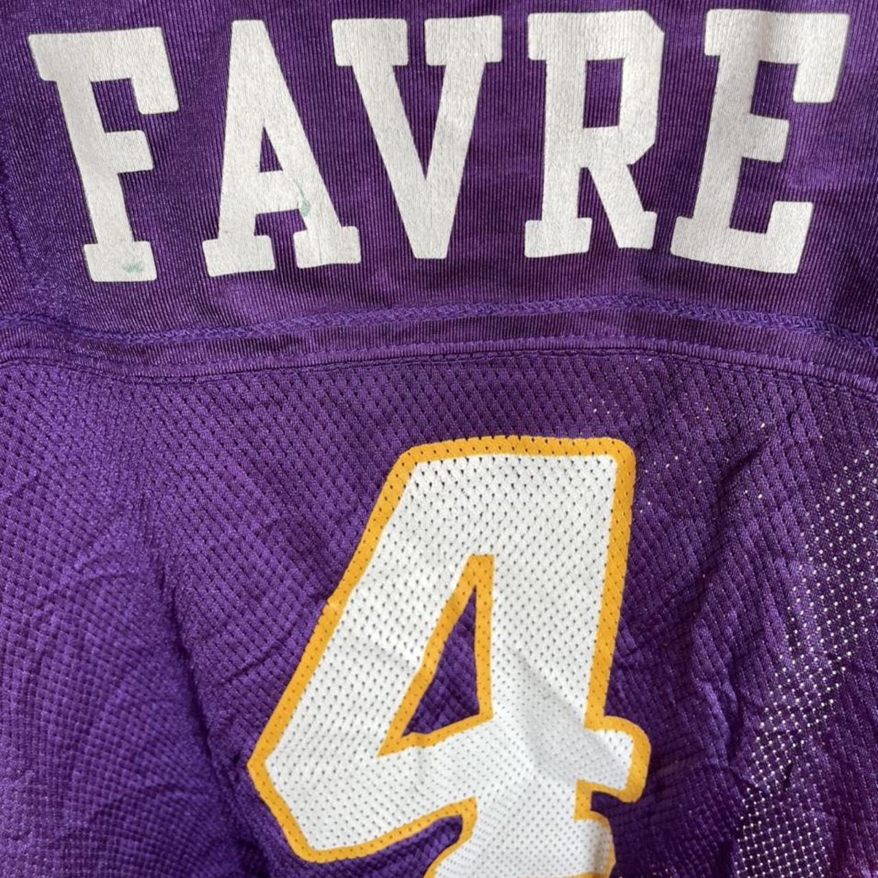 Throwback Minnesota Vikings Brett Favre stitched - Depop