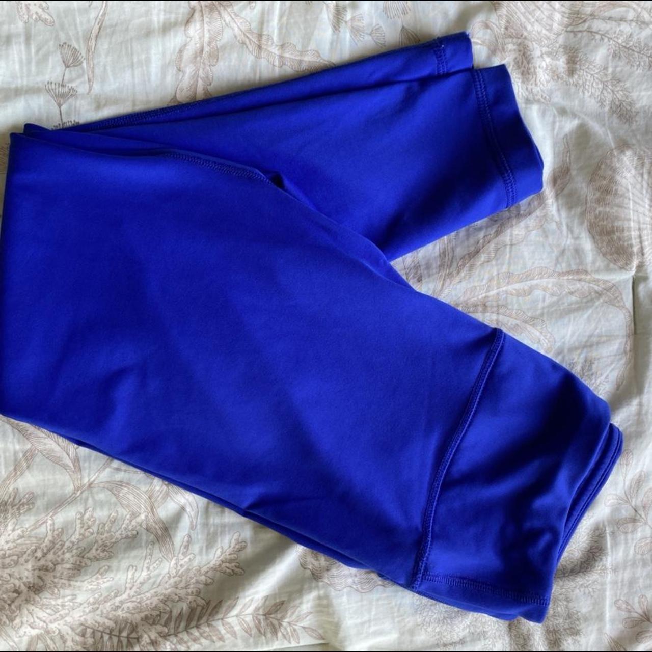 90 degrees workout leggings. Cropped in a vibrant... - Depop