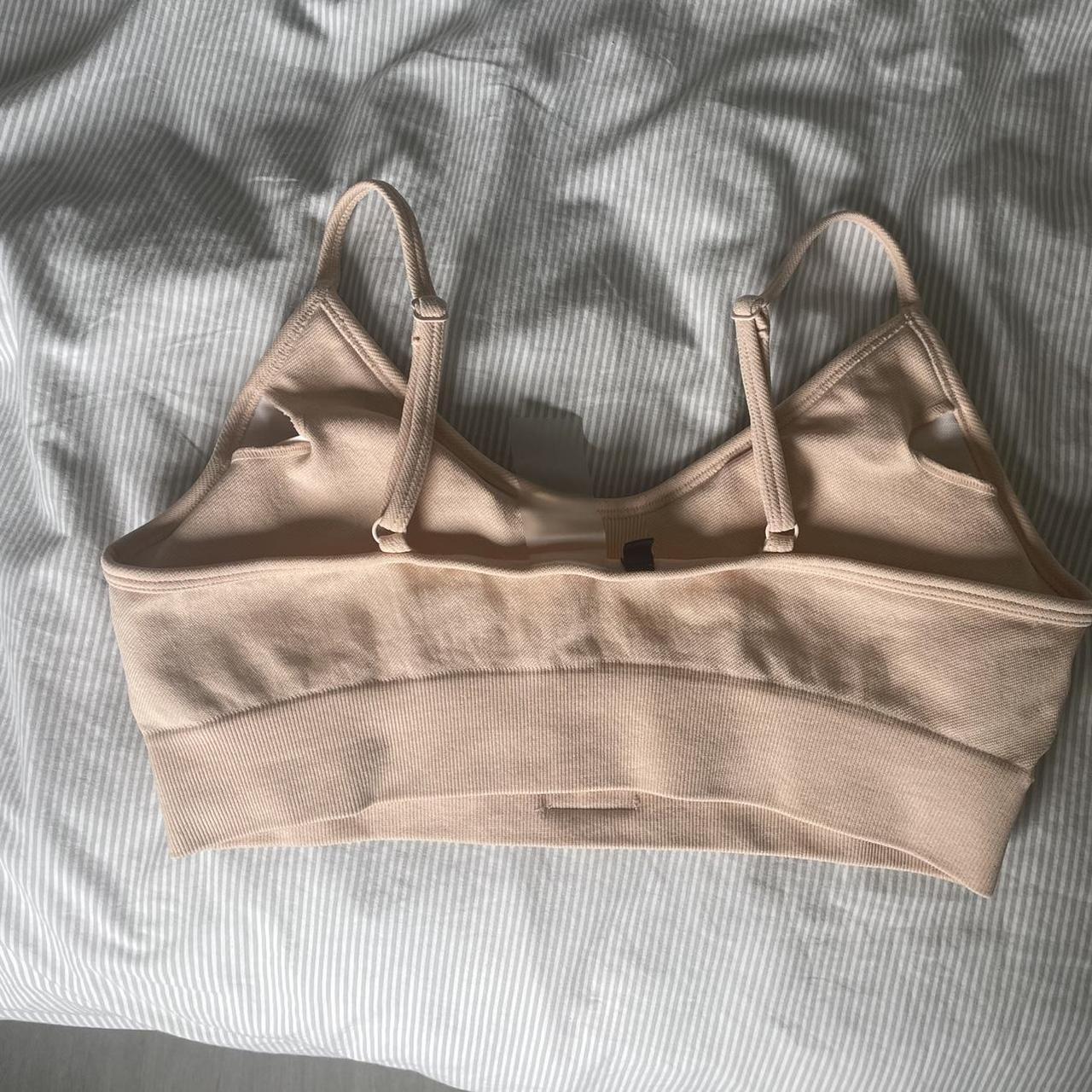 Bo&Tee sports bra size washed off the label but was... - Depop