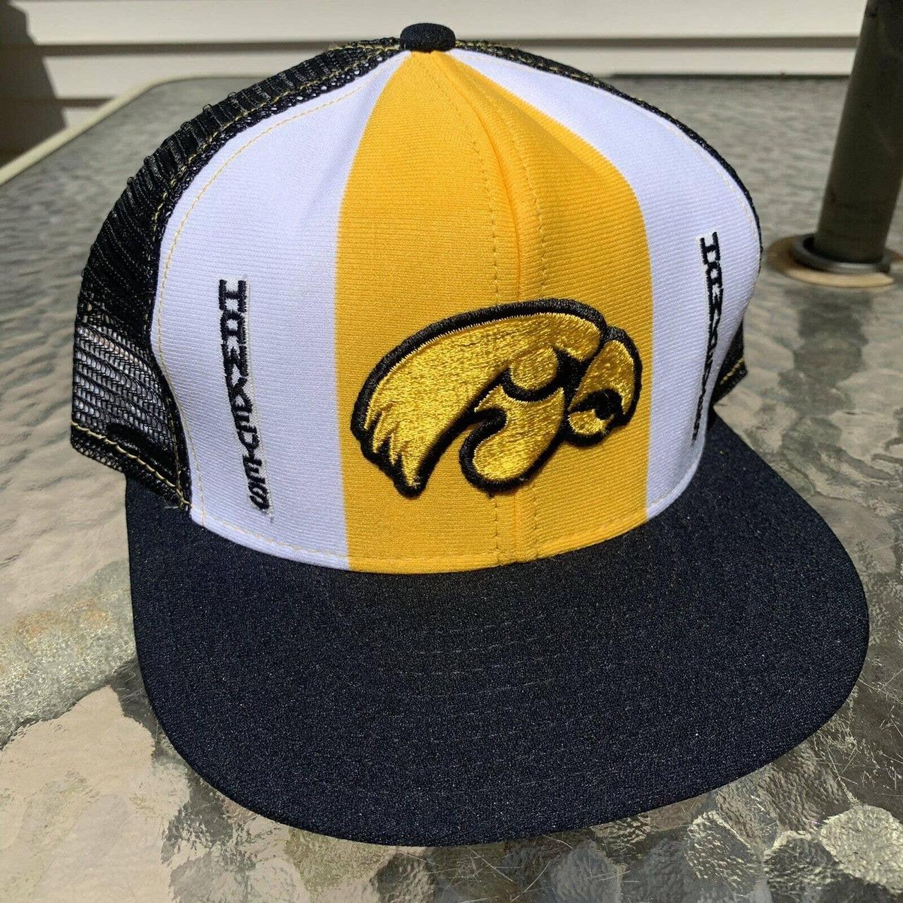 Vintage Iowa Hawkeyes Hat College Trucker Hat Cap... - Depop