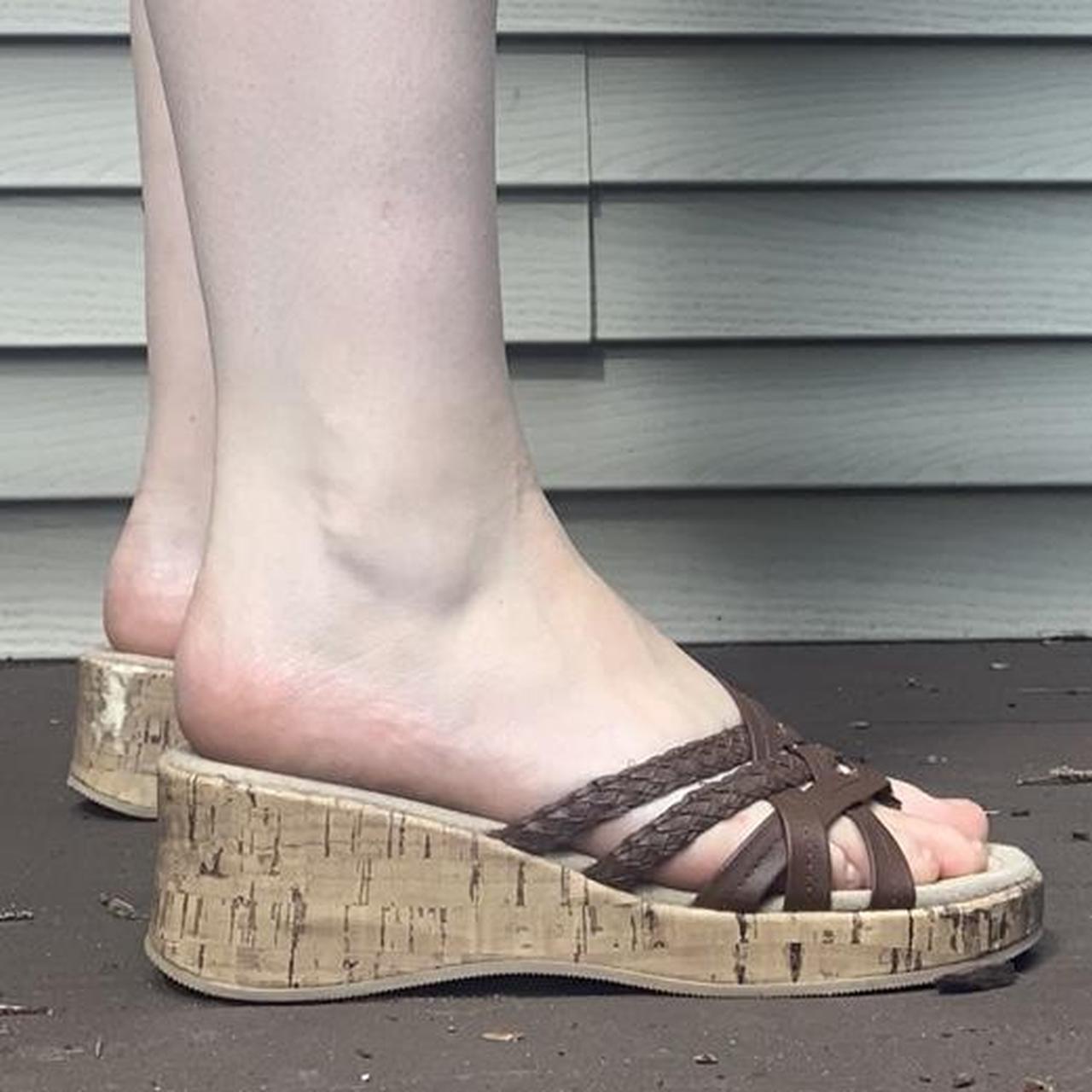 Y2k So Thong Toe Platform Sandals Size 6.5 Has... - Depop