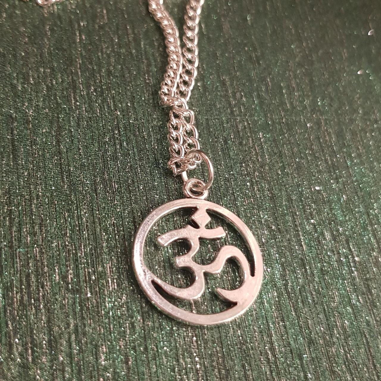 Om symbol silver plated chain 18