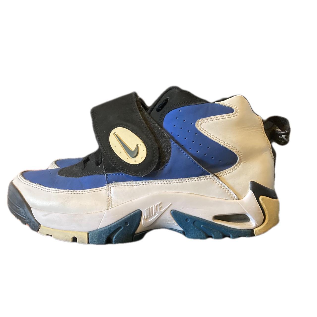 nike air mission blue