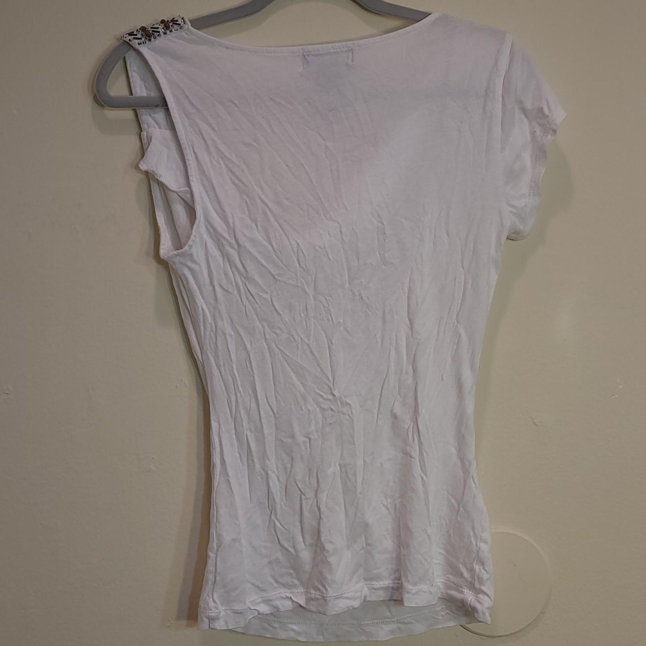 Susie Rose Women's White T-shirt (4)