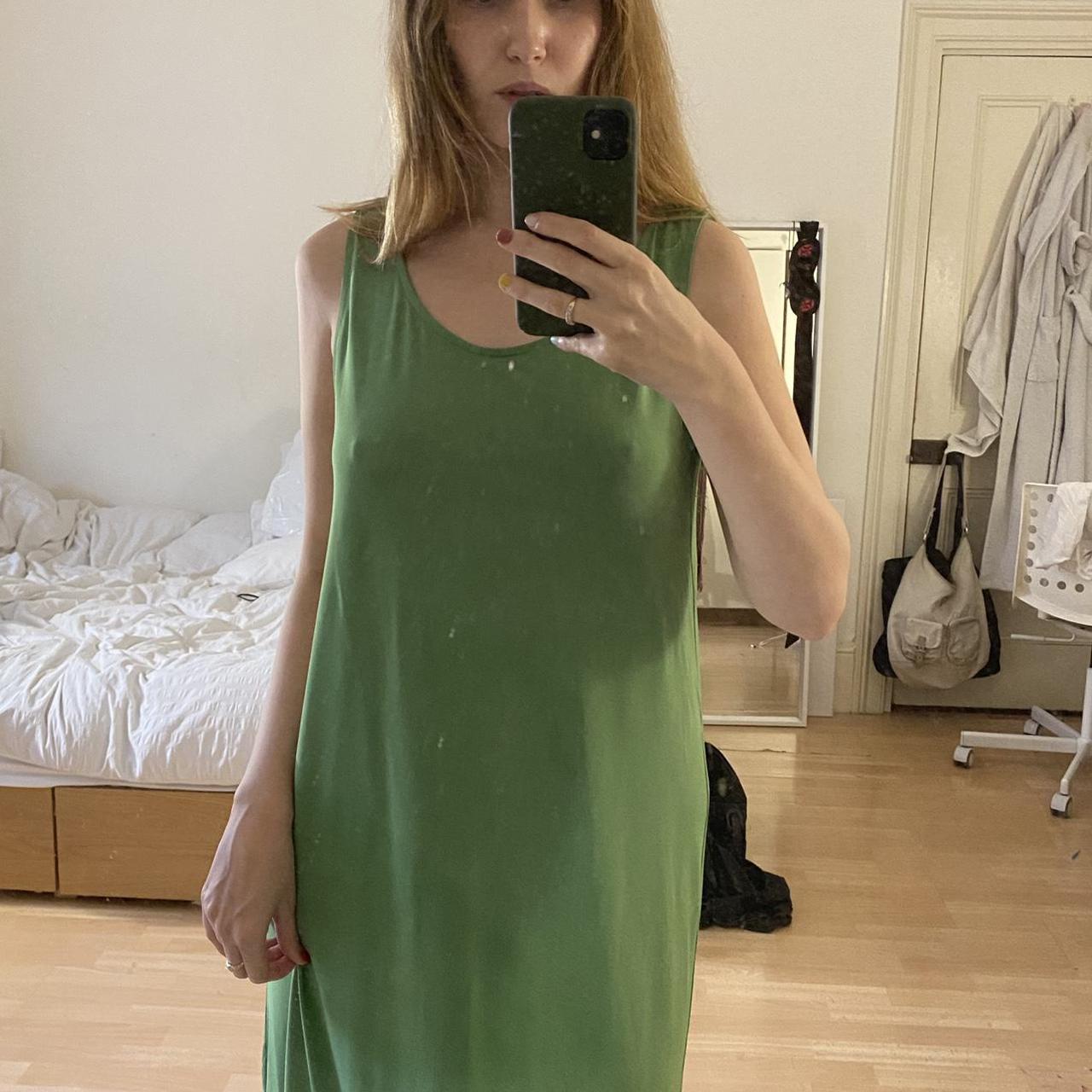 Amazing Cos green midi dress, Size small , Has a tiny