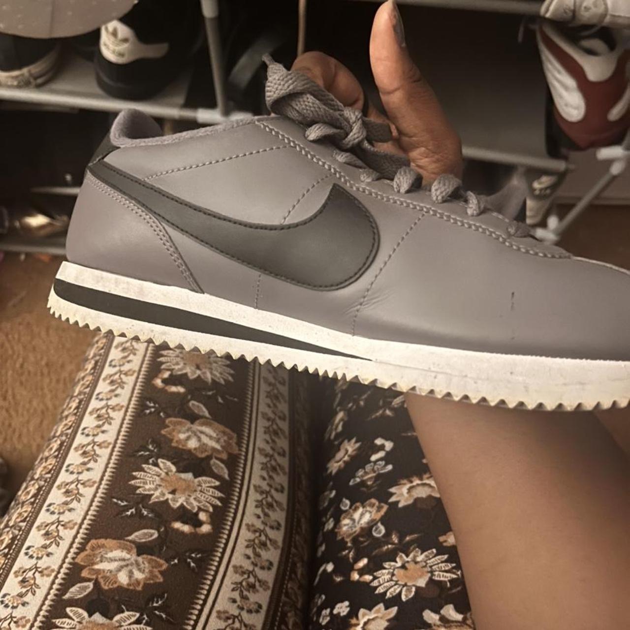 Nike on sale cortez gunsmoke