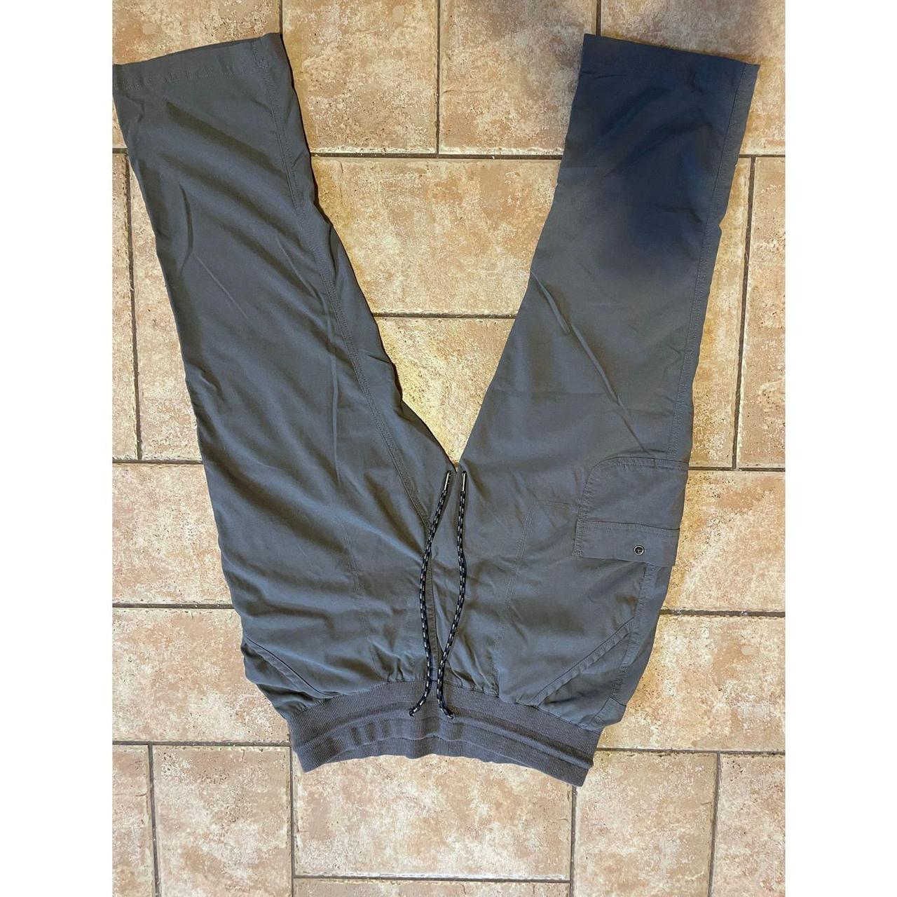 NWT Columbia Women's Casual Anytime Capri Pant Black - Depop