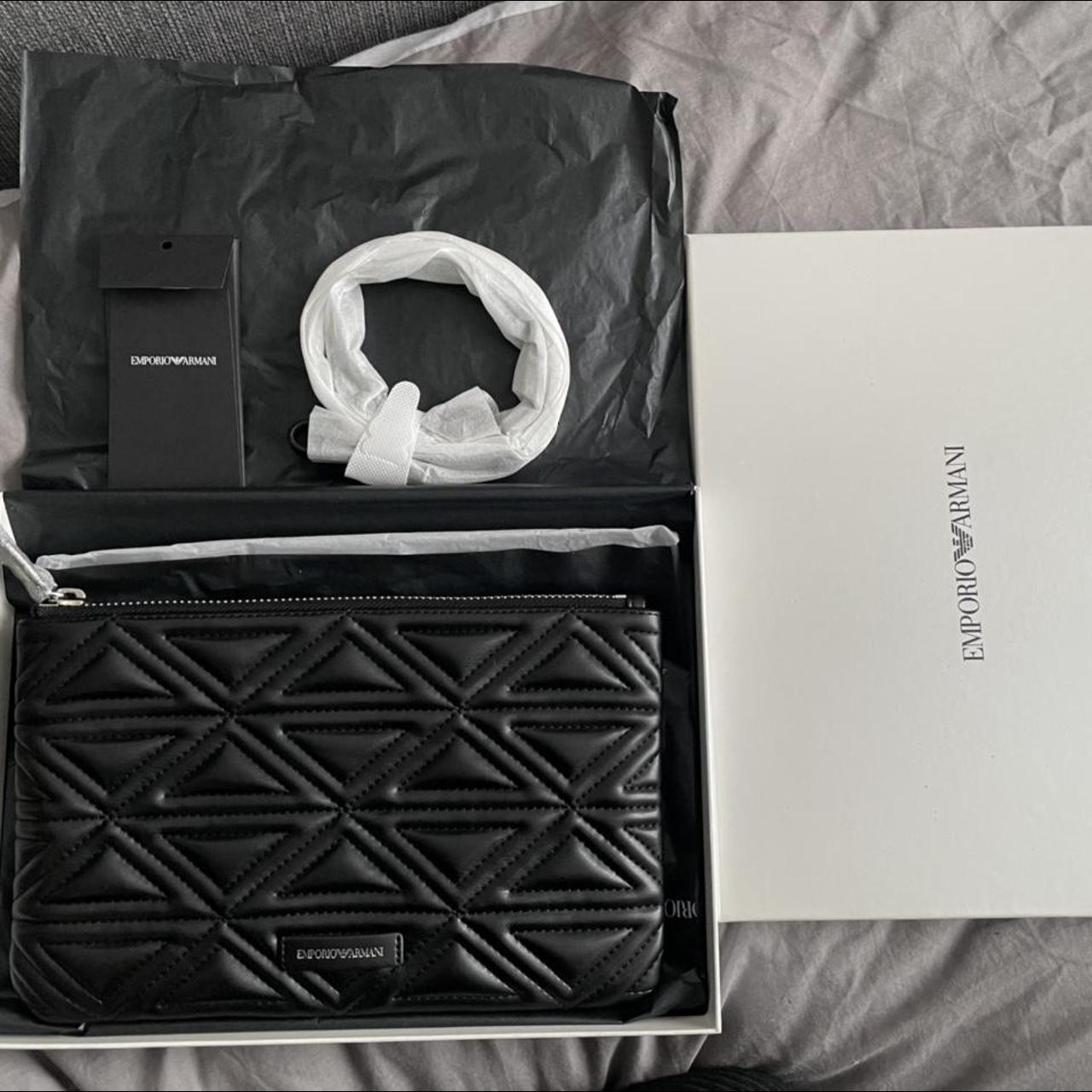 Emporio armani clutch outlet bag