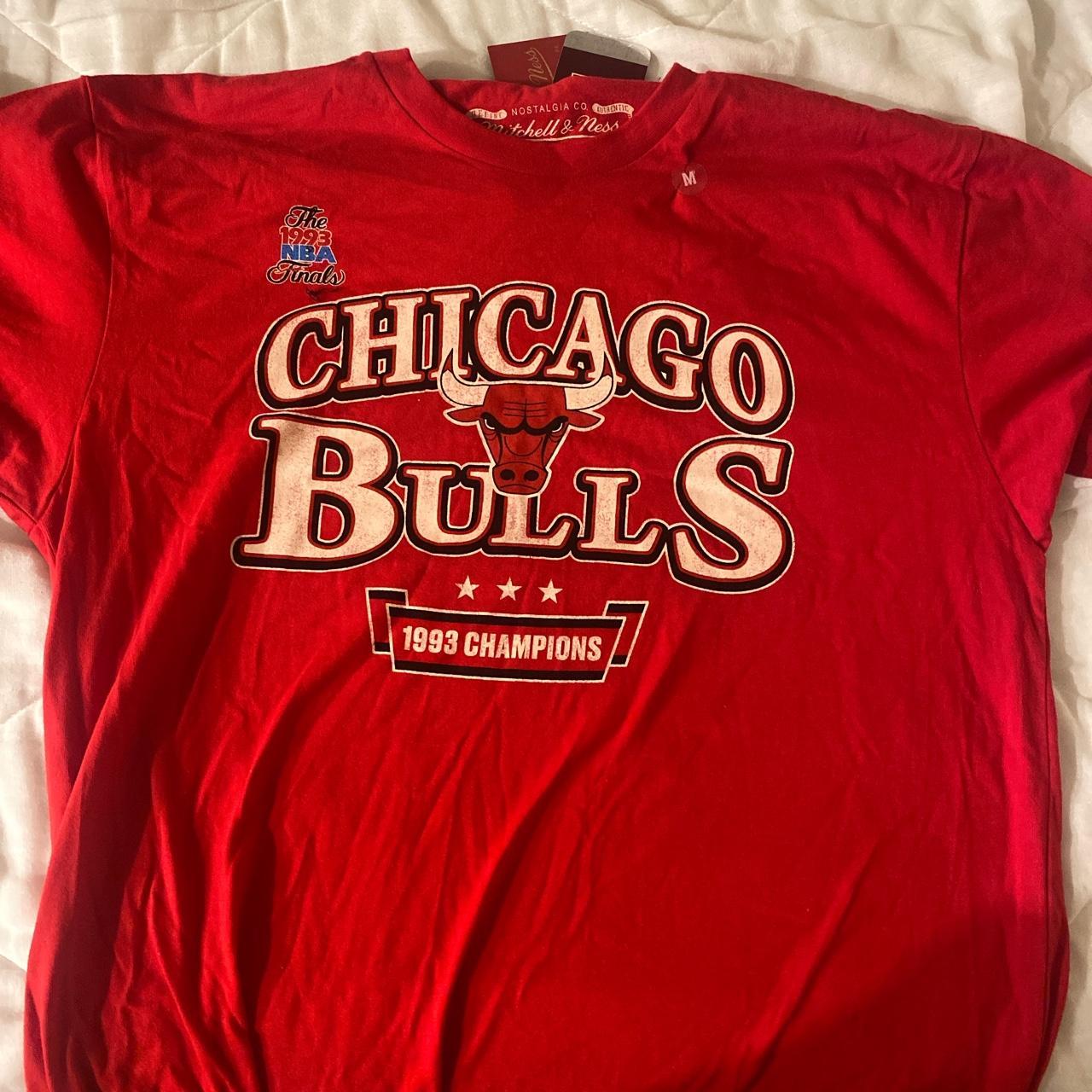 vintage chicago bulls shirt - Depop