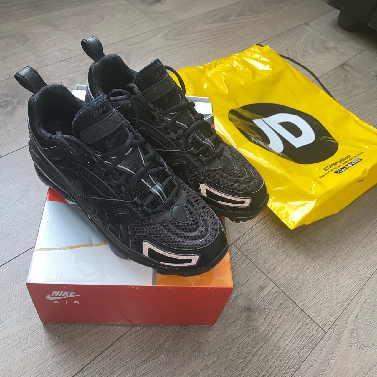 vapormax evo triple black