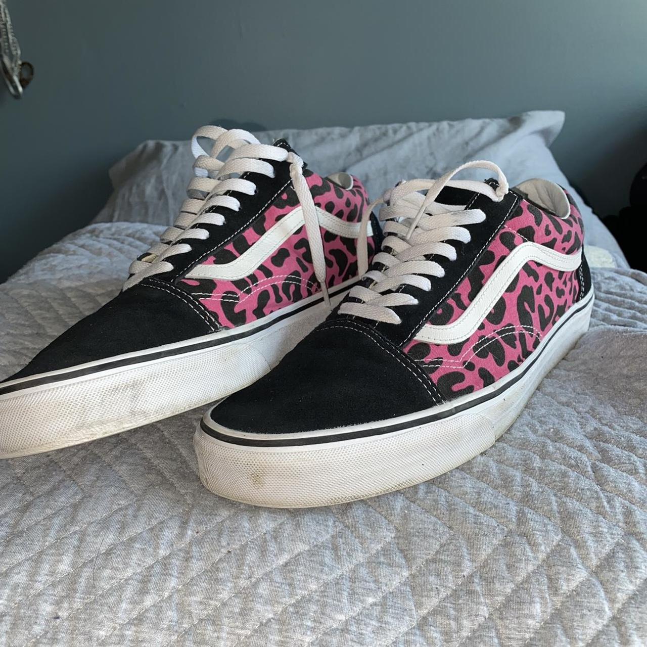 Vans Old Skool pink leopard suede 7.9 10