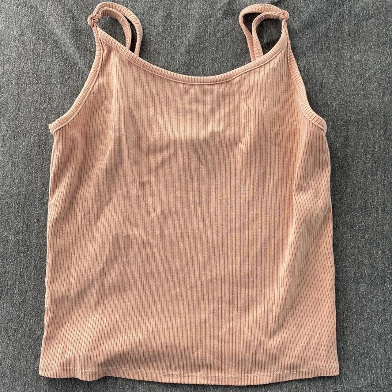 American Eagle Tank Top size M and it's more loose... - Depop