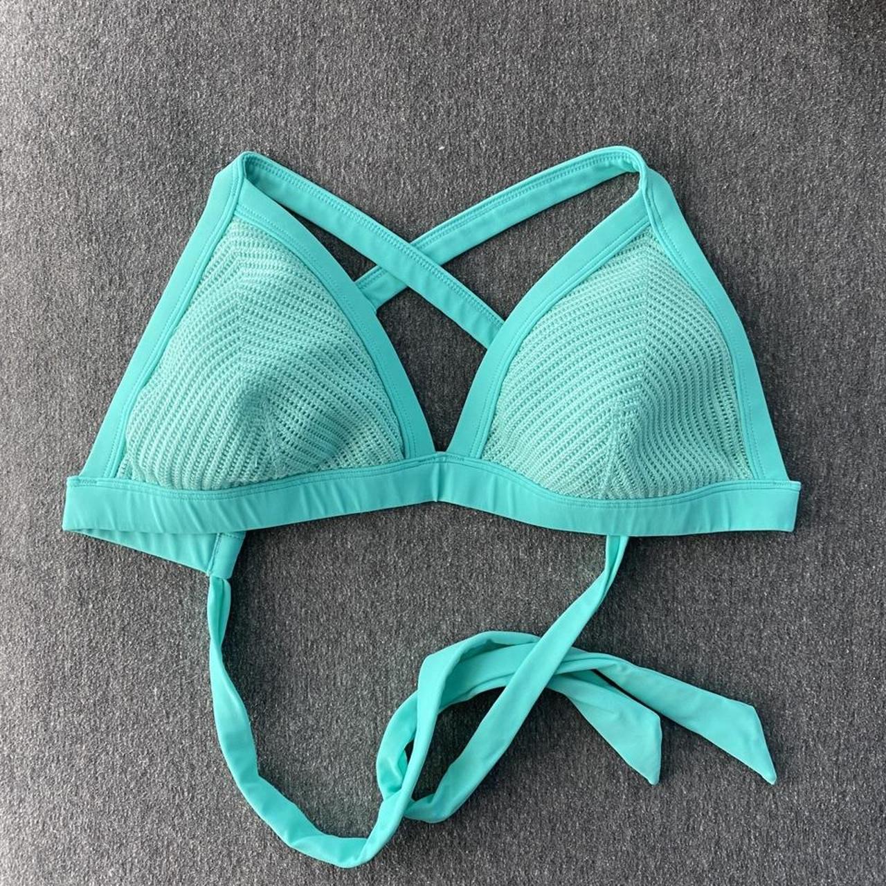 Teal baiting suit top in size L. Can fit M. Fits... Depop