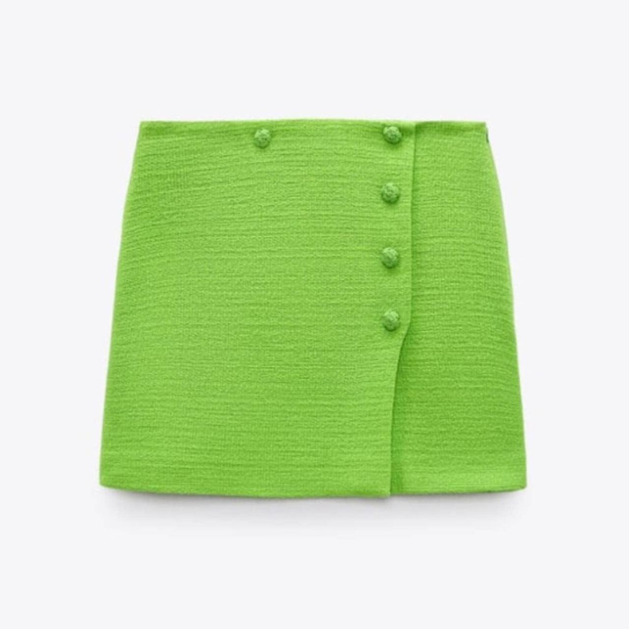Zara Green Mini textured skirt,Front side... Depop