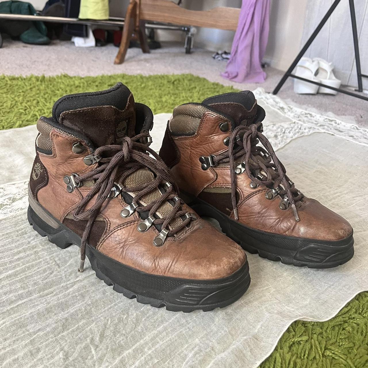 Columbia Hiking boots - pretty much new, only has... - Depop