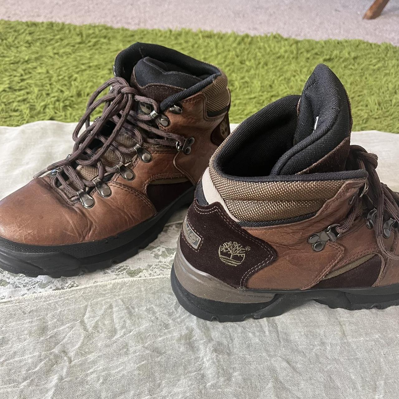 Columbia Hiking boots pretty much new, only has... Depop