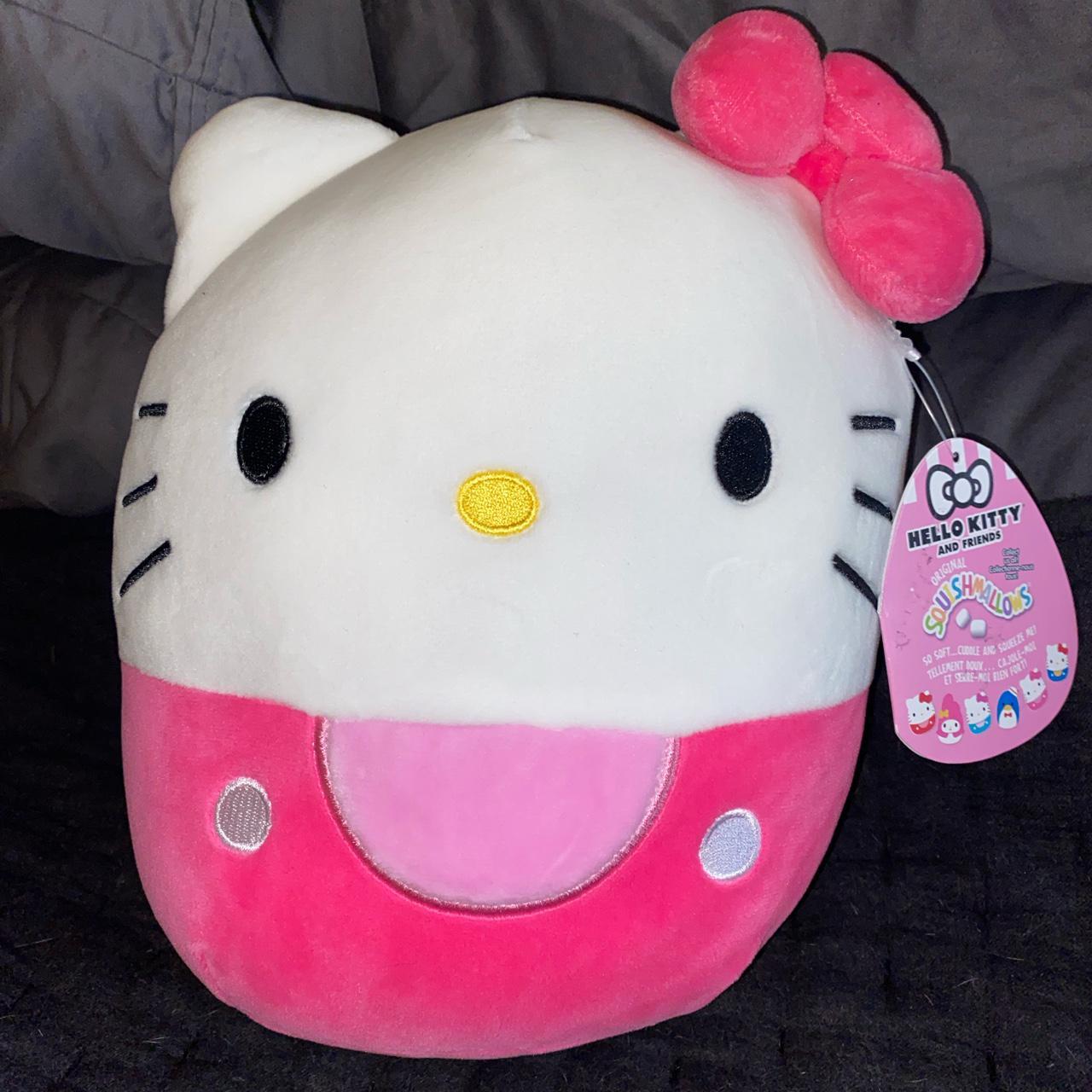 8inch pink Hello Kitty squishmallow BNWT 🐱🎀 I got... - Depop