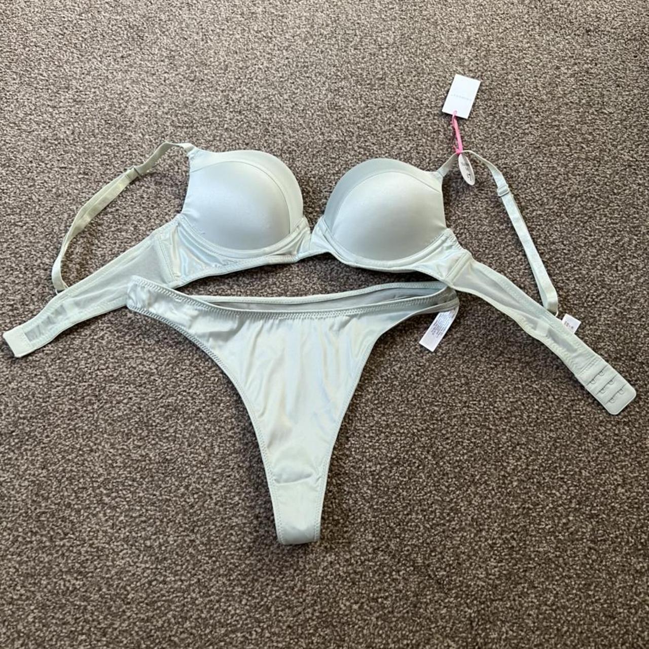 Primark Women S Bra Depop