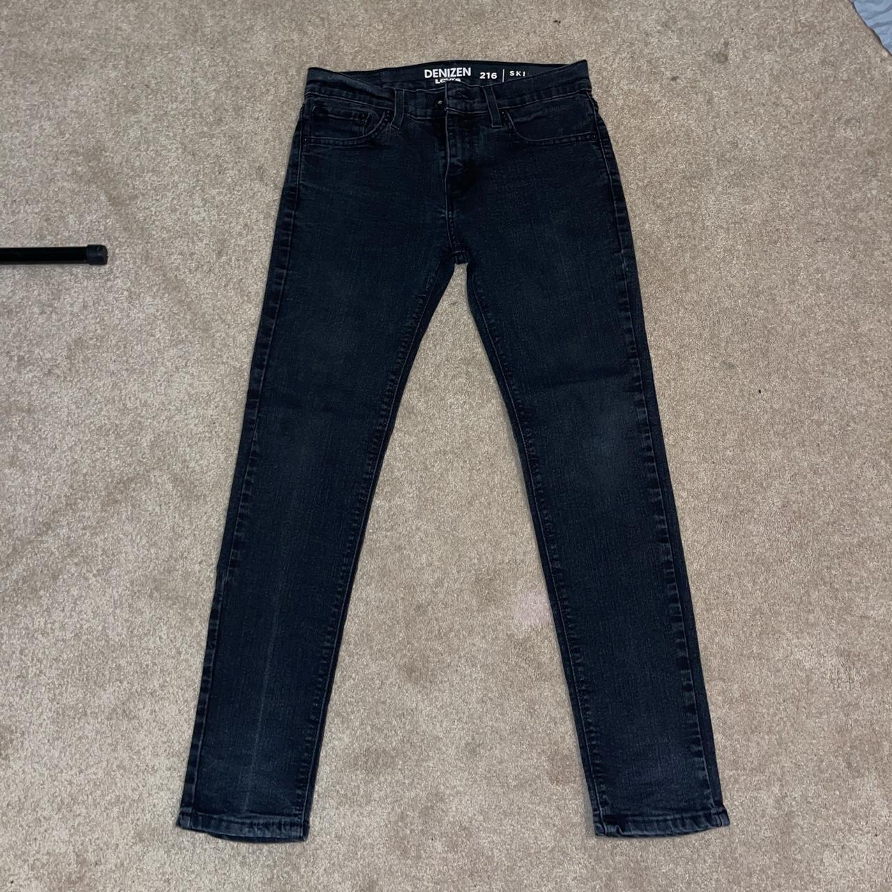 levi jeans 28" 30' Depop