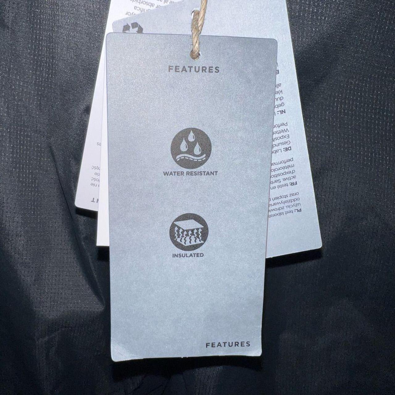 The Dusk Mens Ski Pants are designed in a... Depop