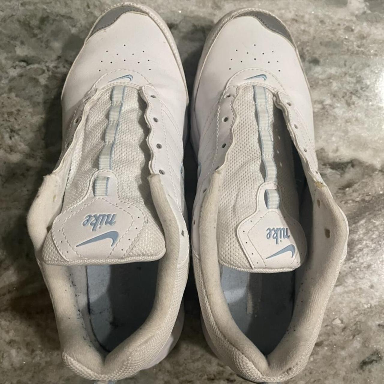 womens nike vintage sneakers