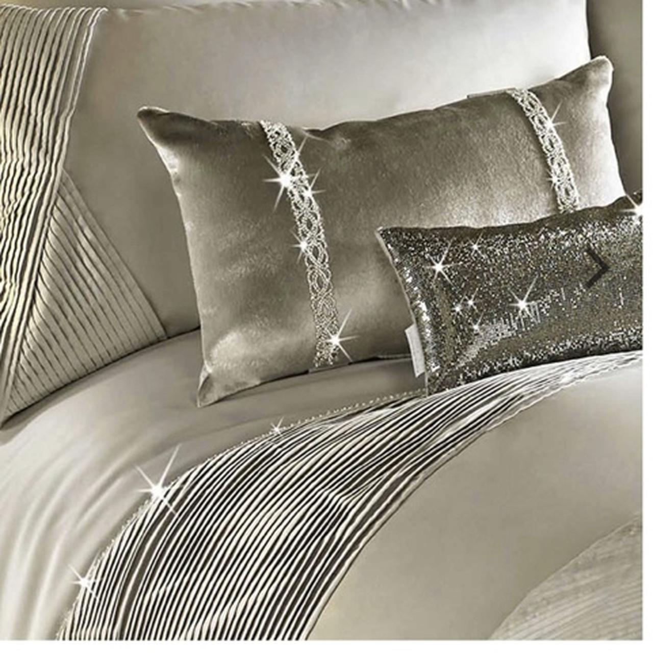 Beautiful Omara Champane Kylie Minogue double Duvet,... Depop