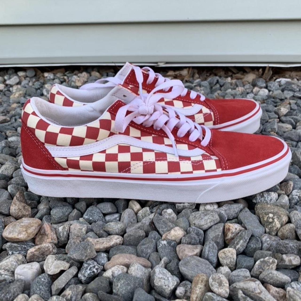 red checkered vans laces