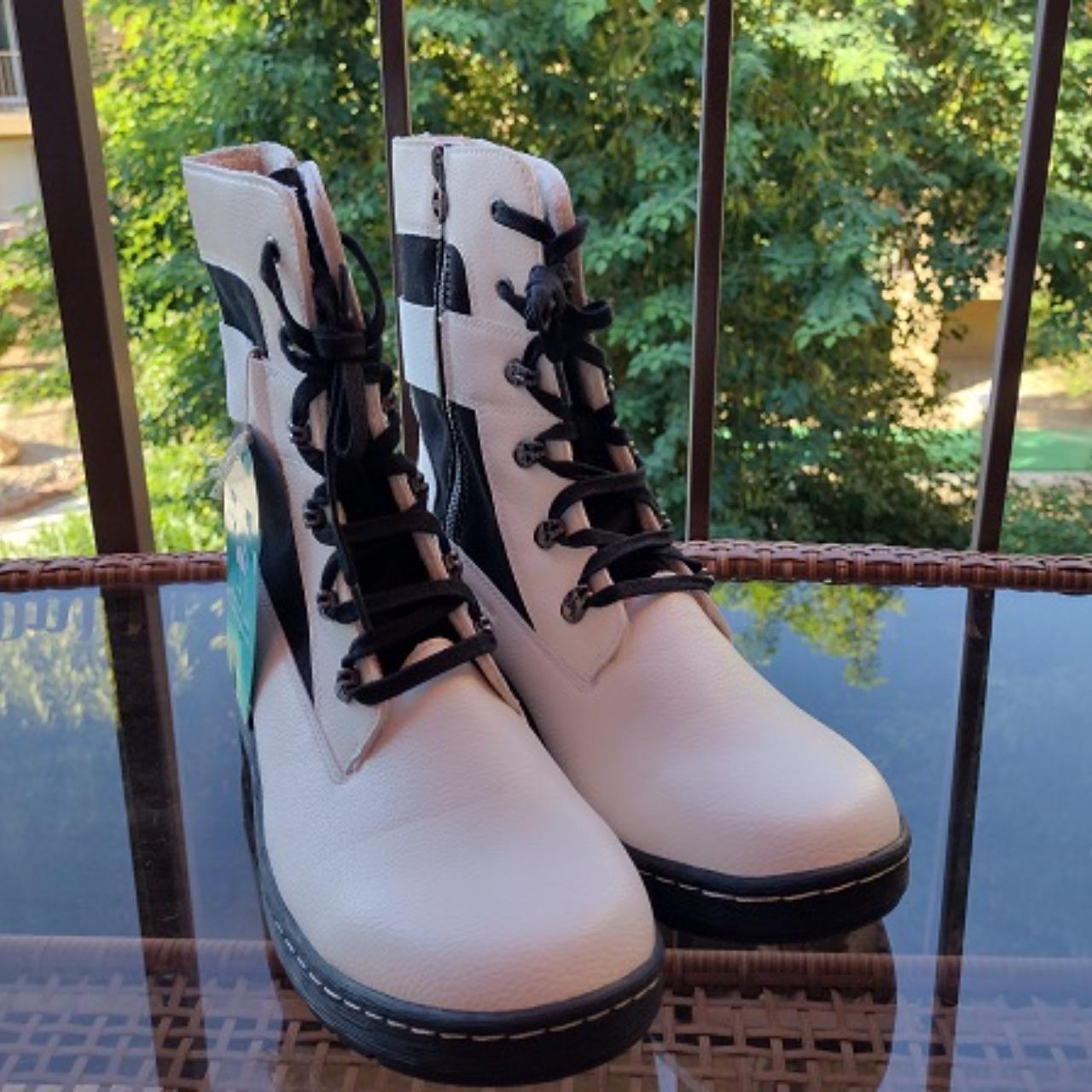 Product Image 1 - JBU Jambu Stevie Womens Lace-up