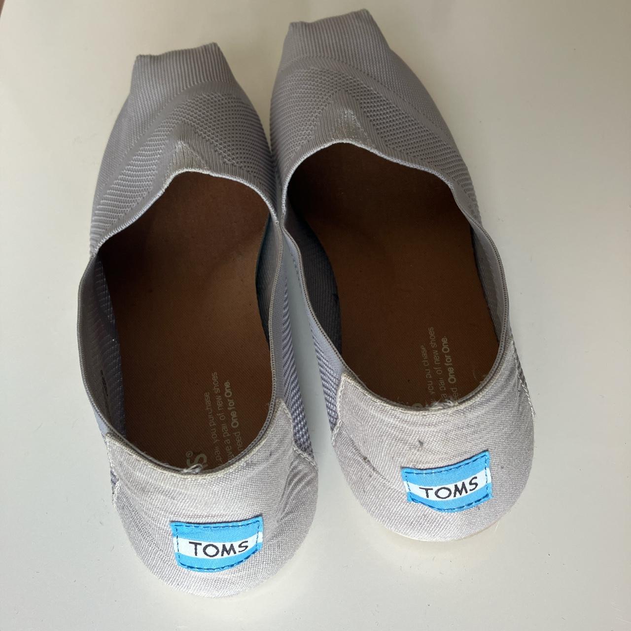 TOMS Women's Grey Espadrilles Depop