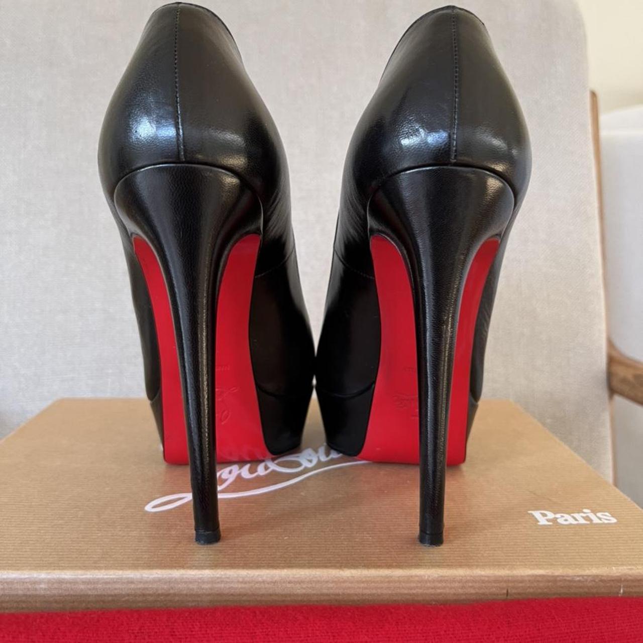 Christian Louboutin Women's Black Courts | Depop