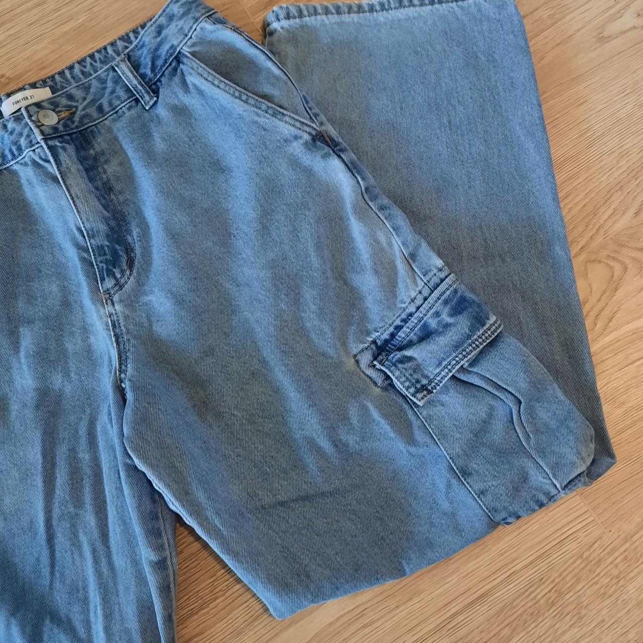 Forever 21 Women's Blue and Navy Jeans | Depop