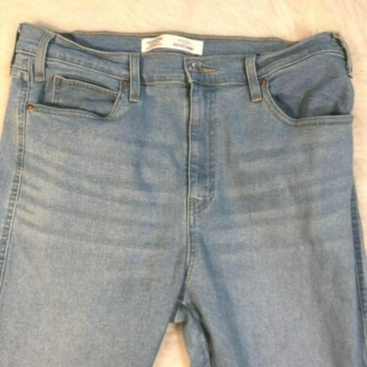 Levi's High Rise Skinny Jeans Size 16 Levis Raw Hem... - Depop