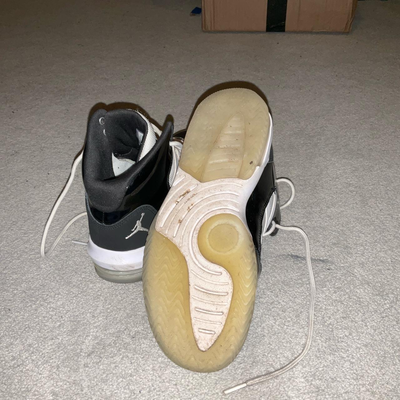 white red black jordan 11