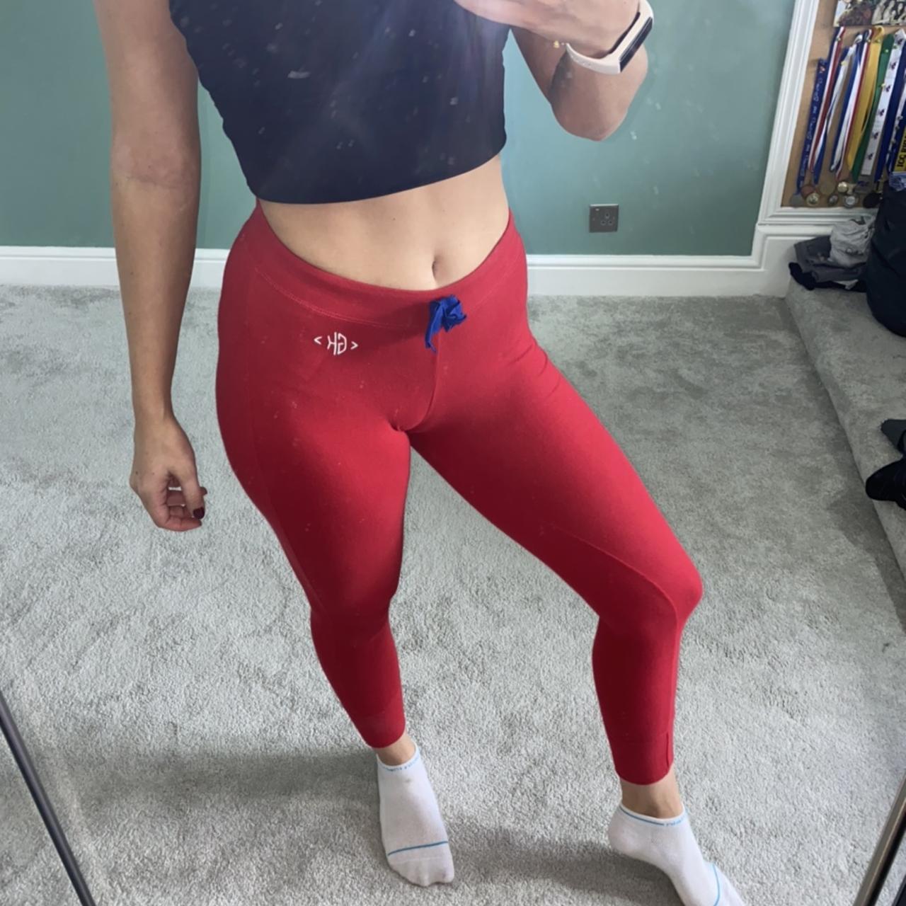 does gilly hicks run small