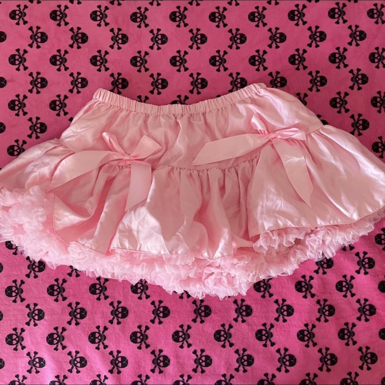 cute pink ballerina/fairy tutu 🩰🎀 best fits sizes... Depop