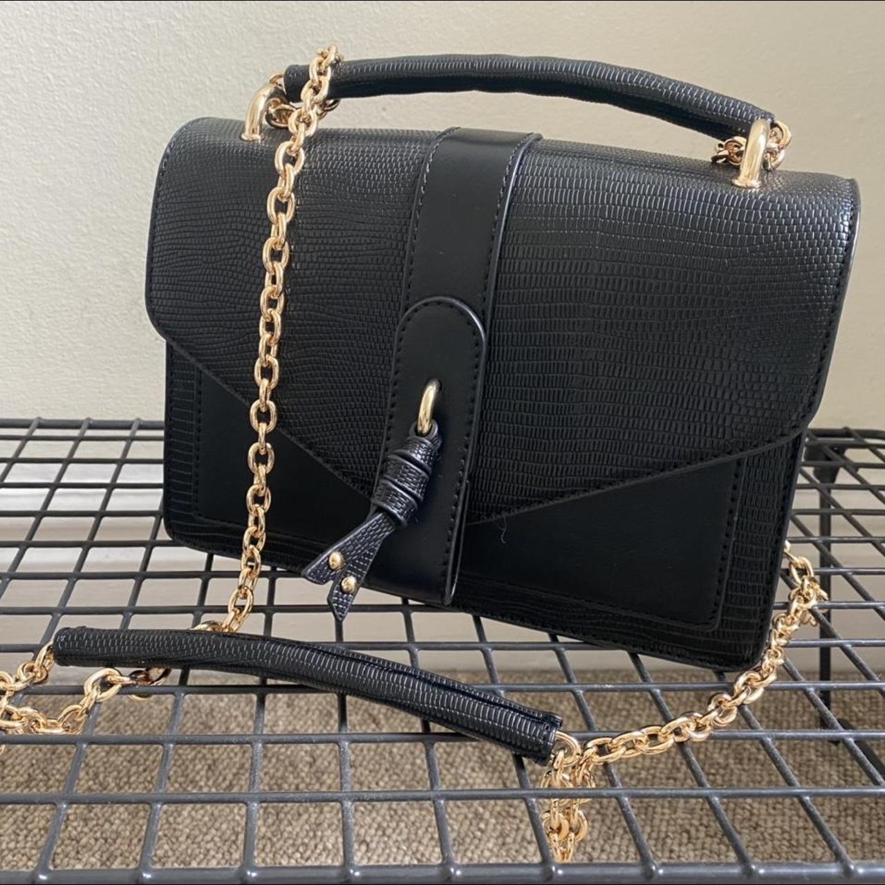 ALDO black chain cross body bag Used a few times and... - Depop